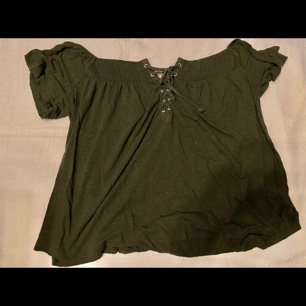 american eagle off the shoulder top